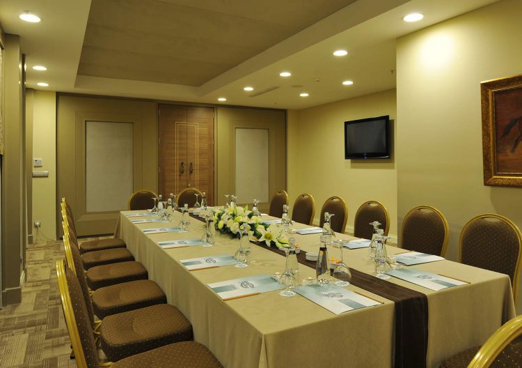 Yasmak Meeting Room